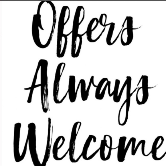 Chico's Ultimate Fit Platinum Denim Capri 1 - Picture 8 of 9